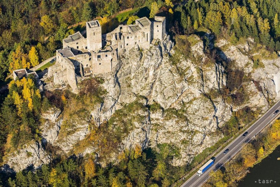 Апартаменты Rekreacny Dom Strecno Экстерьер фото